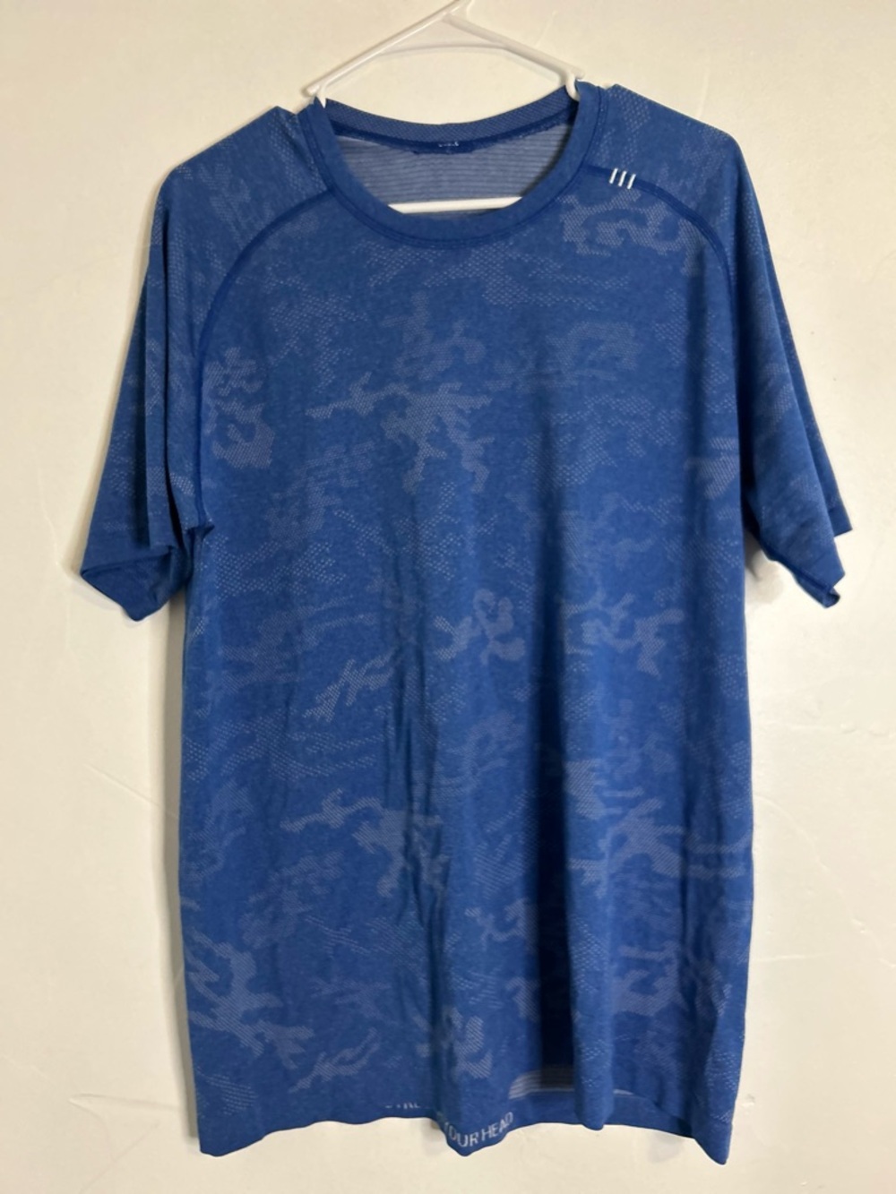 Lululemon metal vent tee